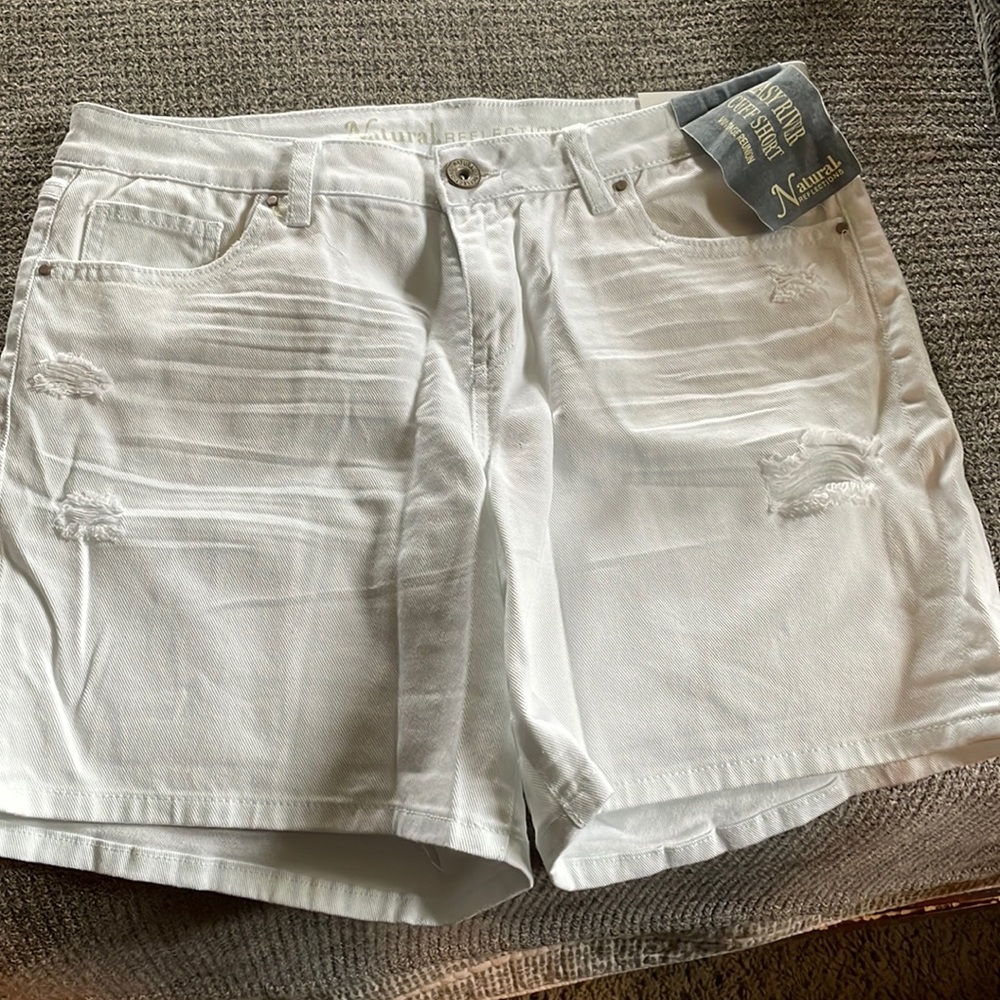Natural reflections shorts